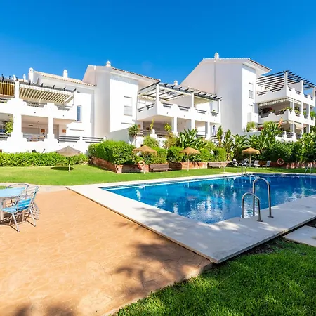 Apartment Lovely Open Terrace Beach